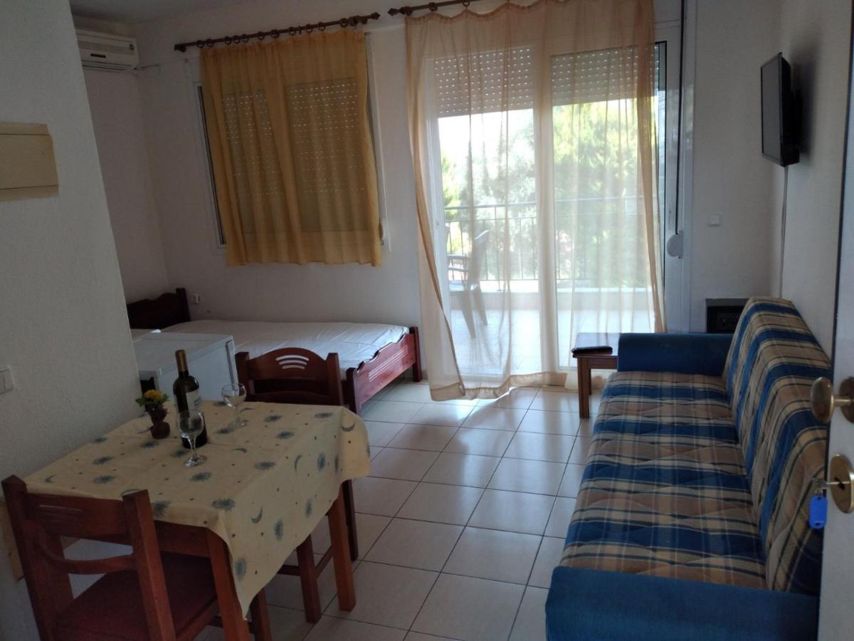 Apartments Gregory & George Chaniotis Extérieur photo