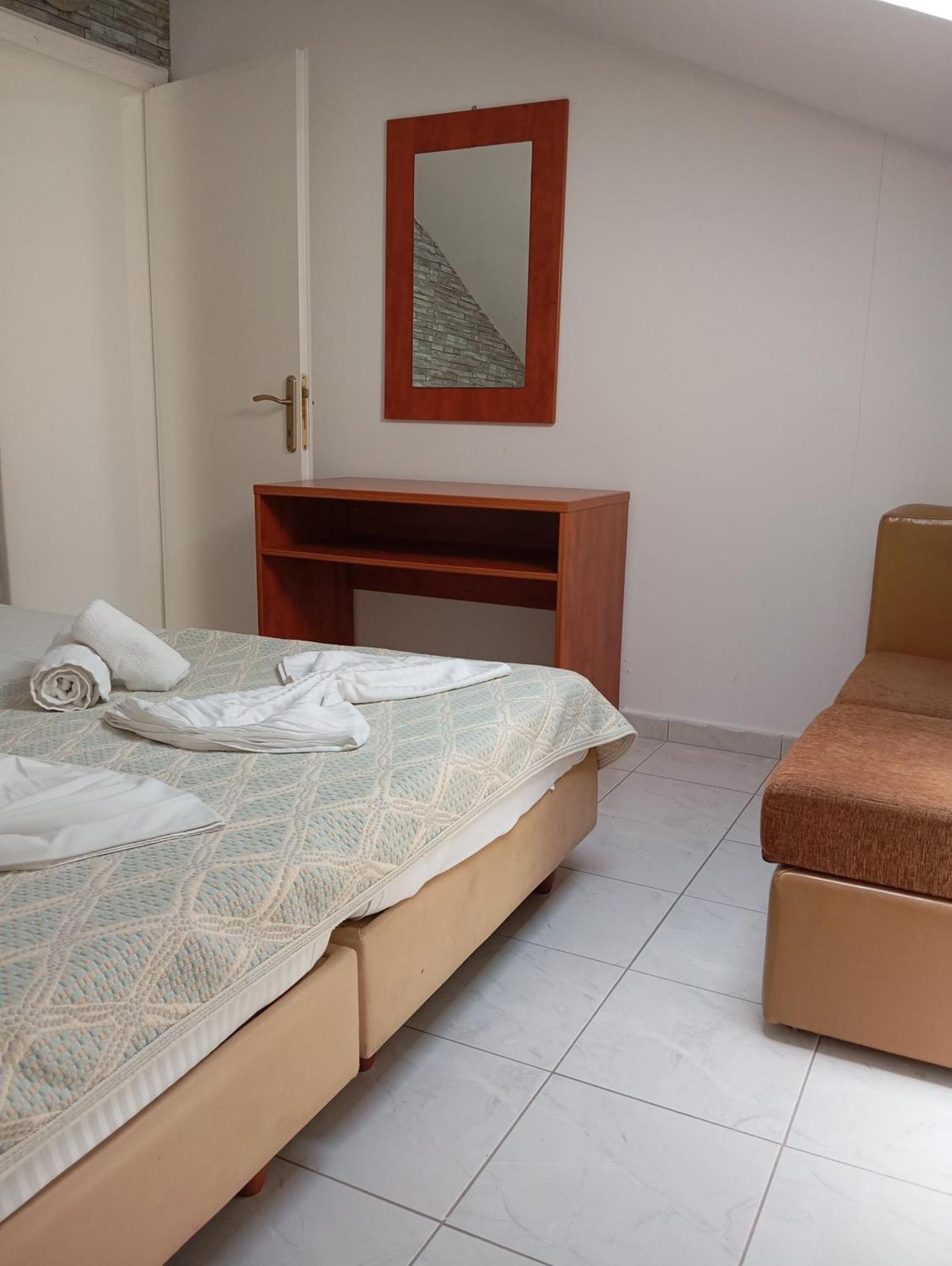 Apartments Gregory & George Chaniotis Extérieur photo