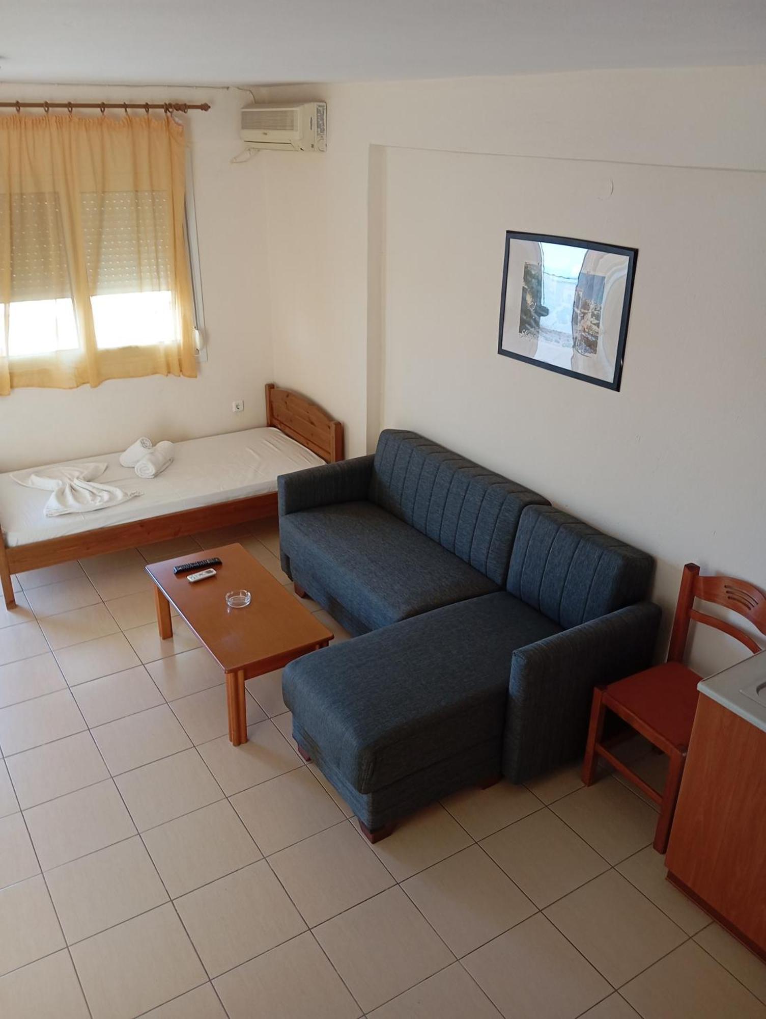 Apartments Gregory & George Chaniotis Extérieur photo